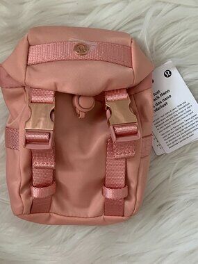 LULULEMON Wunderlust Nano Backpack in Tea Rose/Rose Gold